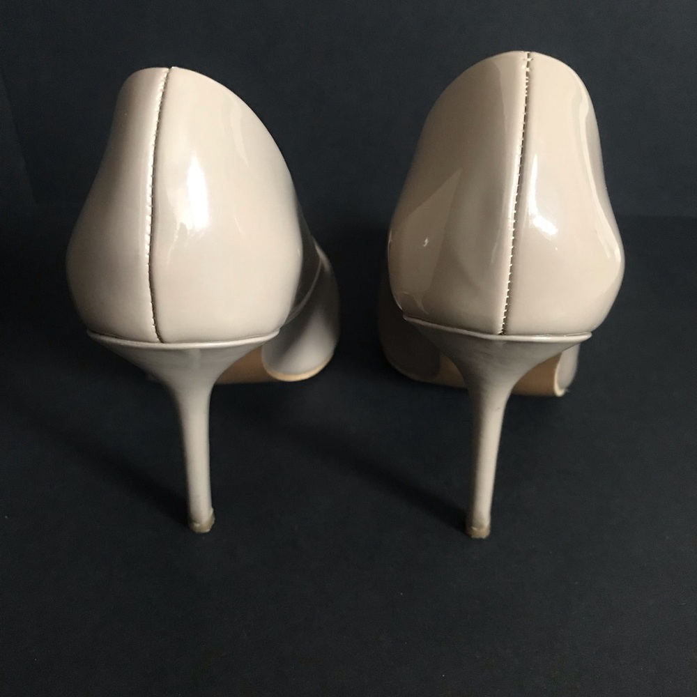 Pointed Toe Pumps - Picture 7 of 8